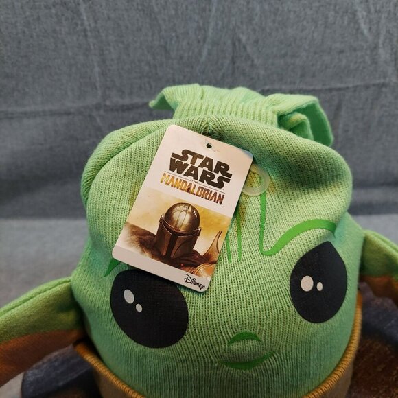 Star Wars Mandalorian Baby Yoda/ Grogu Knit Hat & Glove Set - Picture 3 of 9